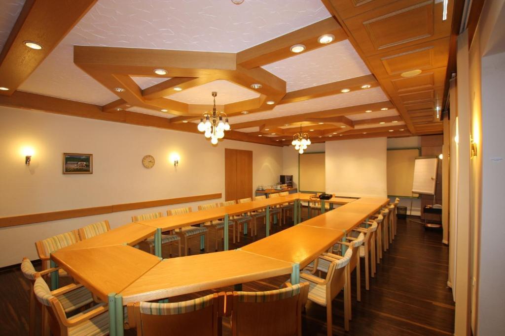 Wald-Hotel Heppe Dammbach Exteriör bild